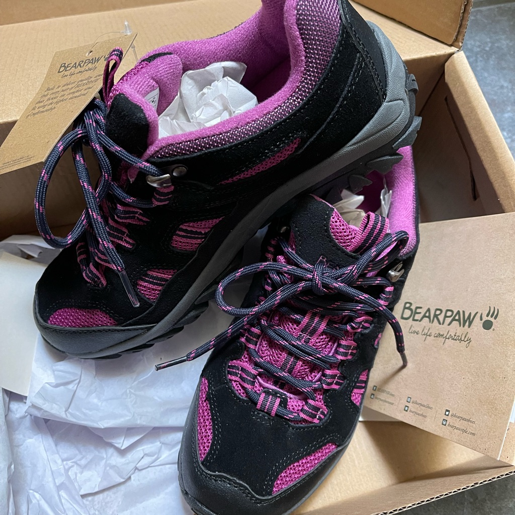 Bearpaw Ridgewood Low Hiker Trail Shoe Sz 7